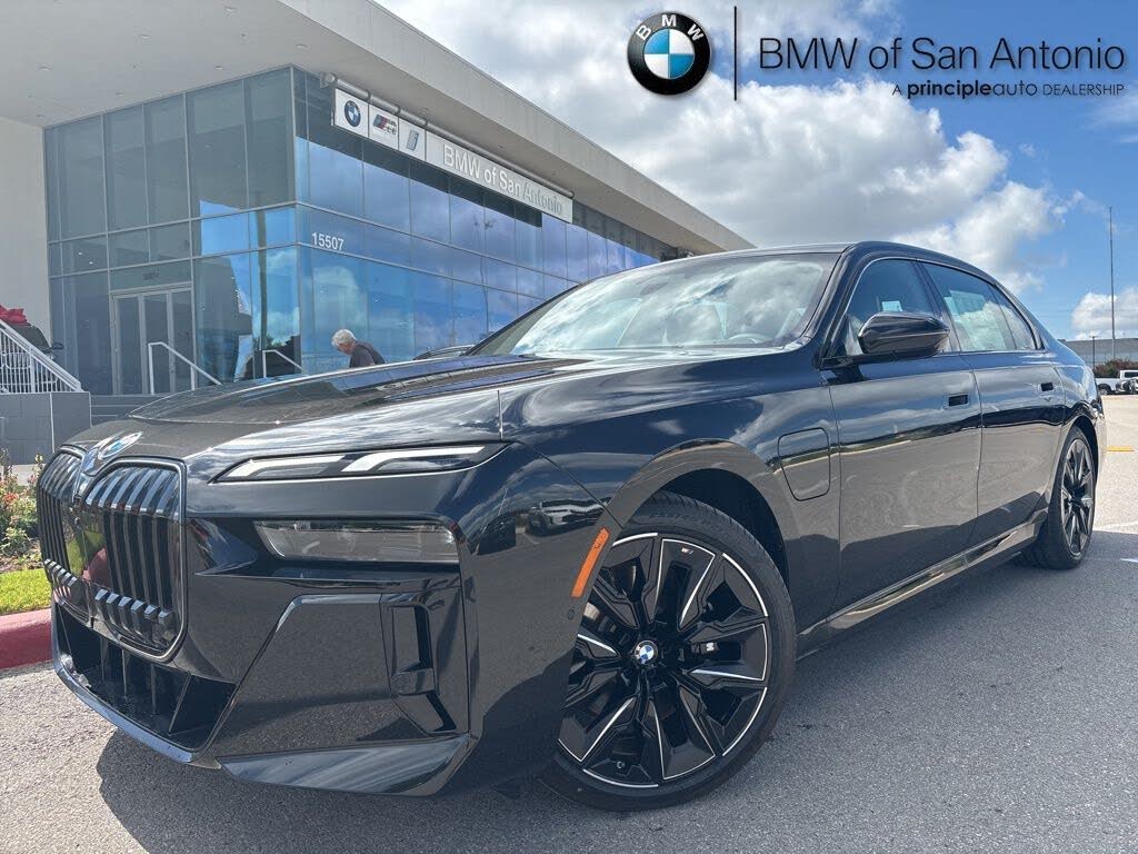 2025 BMW 7 Series 750e xDrive