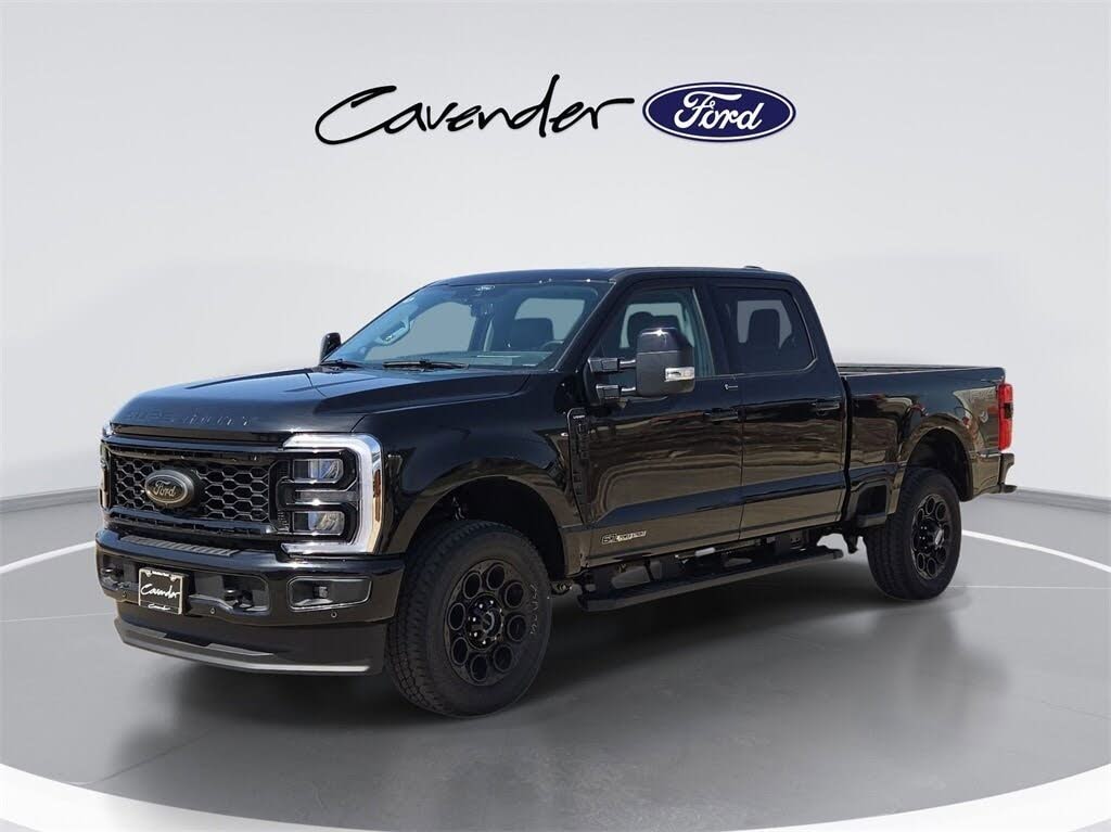 2025 Ford F-250 Super Duty Lariat Crew Cab 4WD
