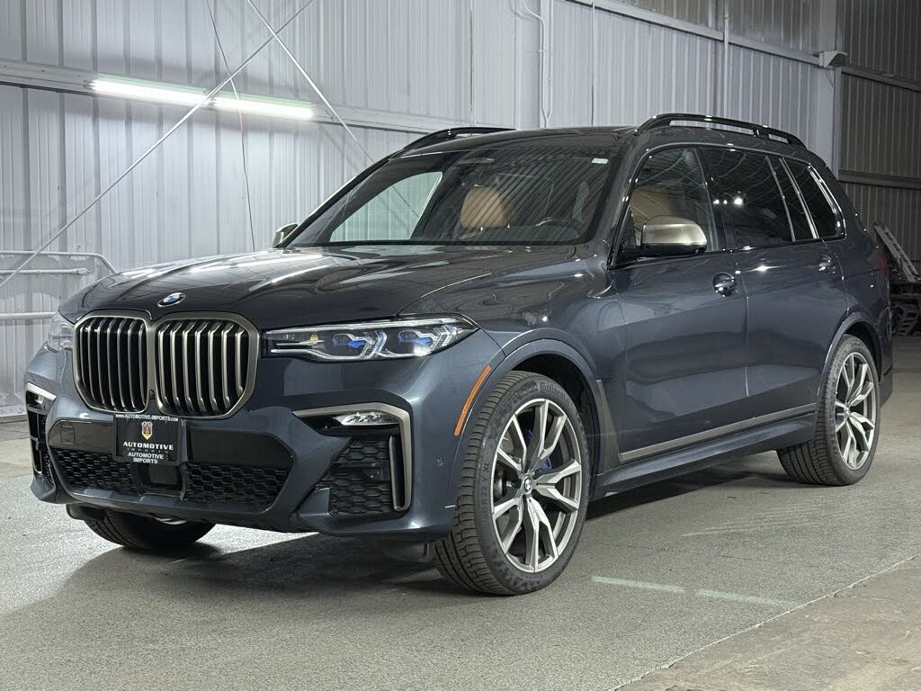 2022 BMW X7 M50i AWD