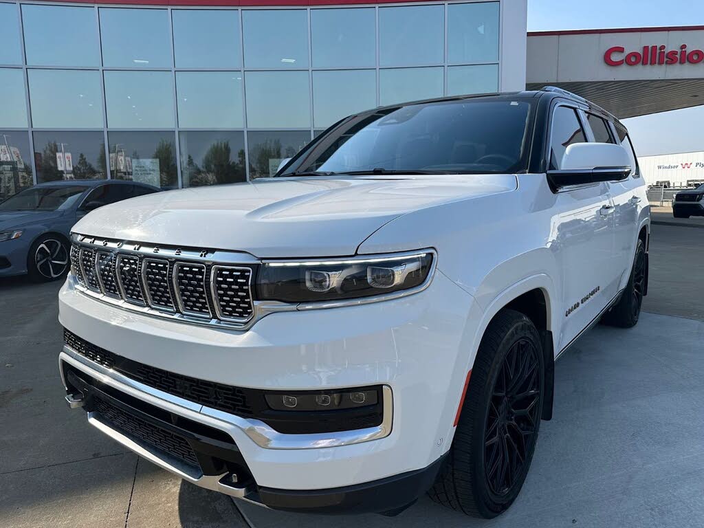 2022 Jeep Grand Wagoneer Series III 4WD