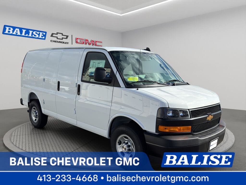 2025 Chevrolet Express Cargo 3500 RWD