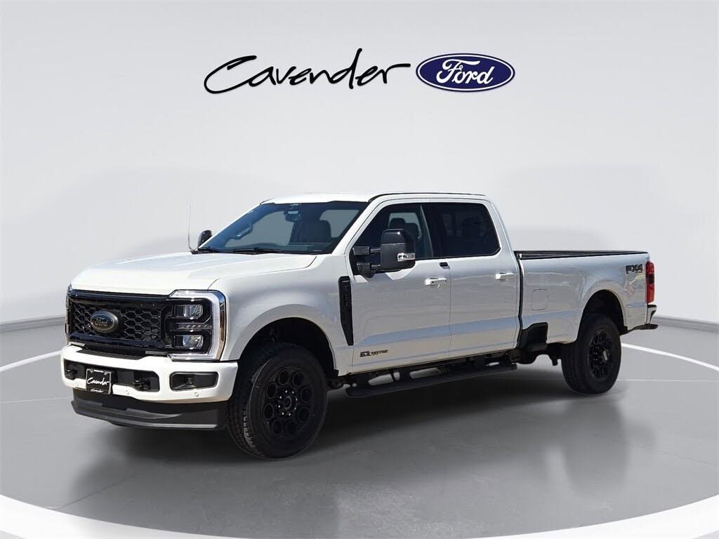 2025 Ford F-350 Super Duty Lariat Crew Cab 4WD