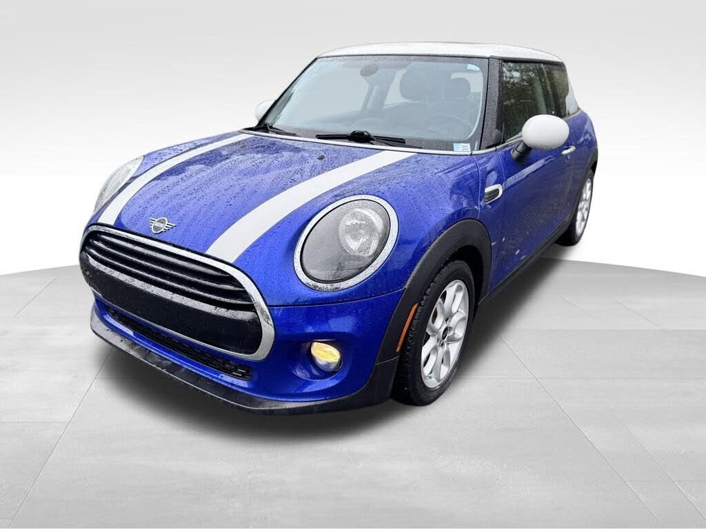 2019 MINI Cooper 2-Door Hatchback FWD