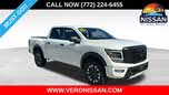 Nissan Titan PRO-4X Crew Cab 4WD
