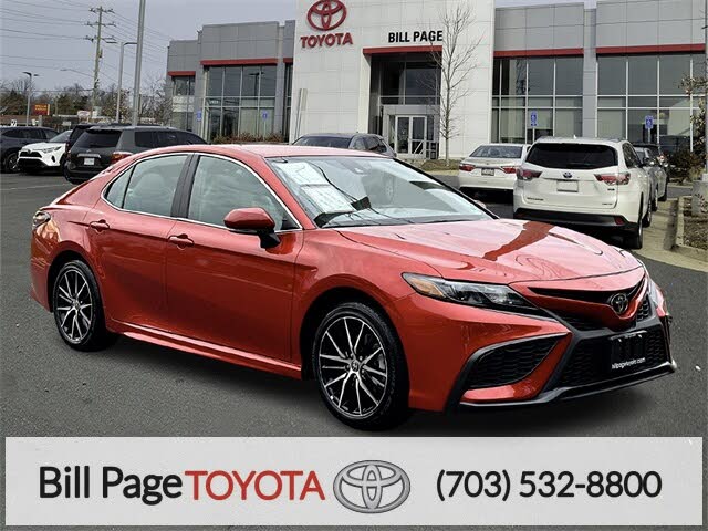 2024 Toyota Camry SE FWD