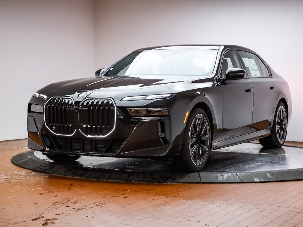 2026 BMW 7 Series 740i RWD