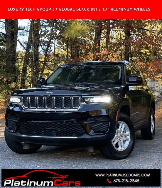 2022 Jeep Grand Cherokee Laredo RWD