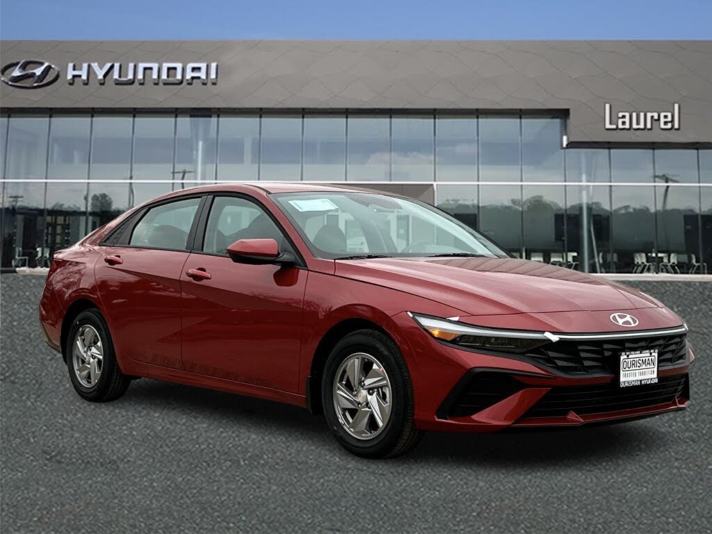 2026 Hyundai Elantra SE FWD