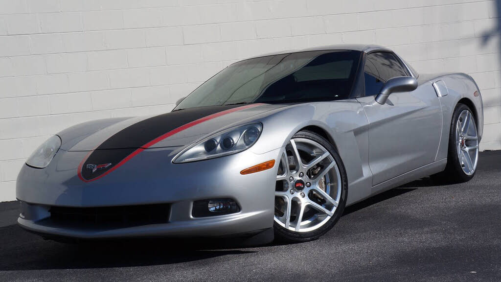 2005 Chevrolet Corvette Coupe RWD