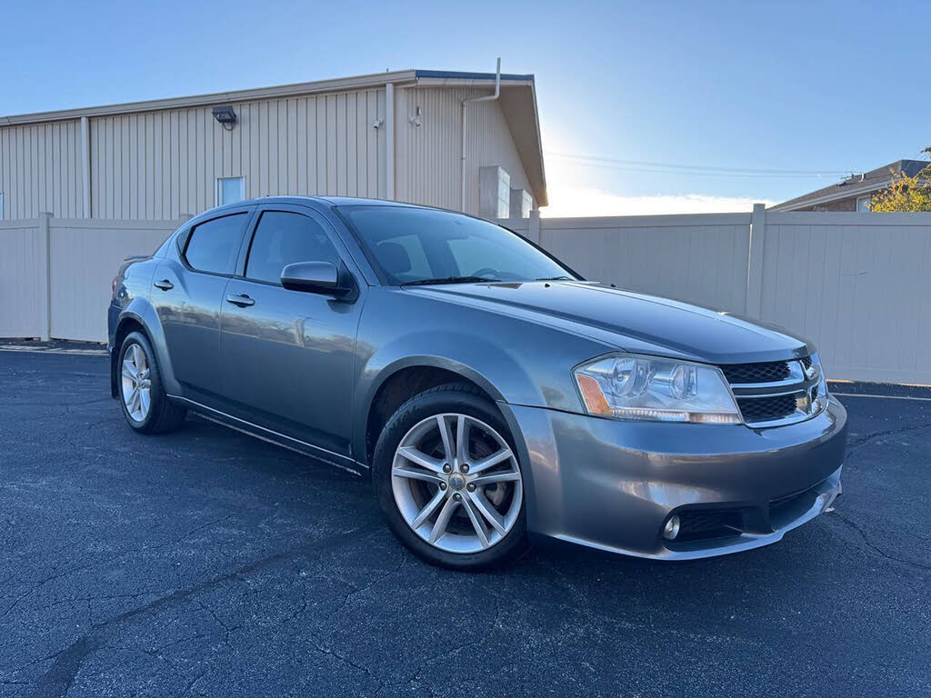 2012 Dodge Avenger SXT Plus FWD