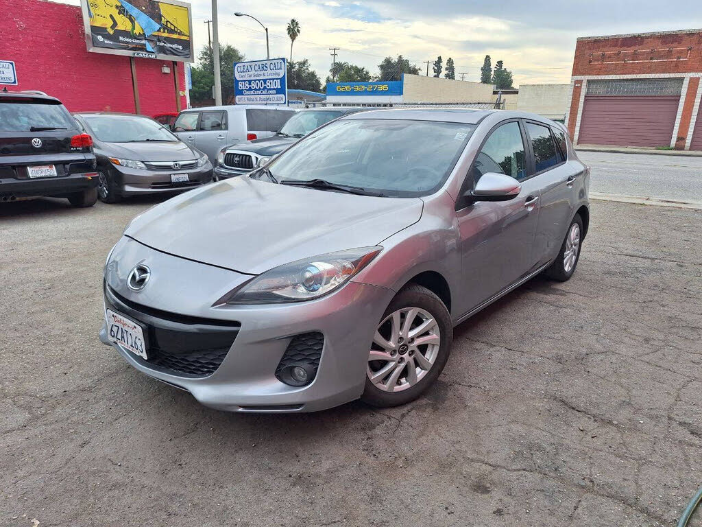 2013 Mazda MAZDA3 i Grand Touring Hatchback