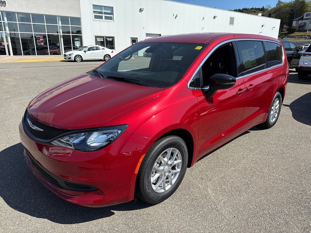 Chrysler Grand Caravan SXT FWD 2026