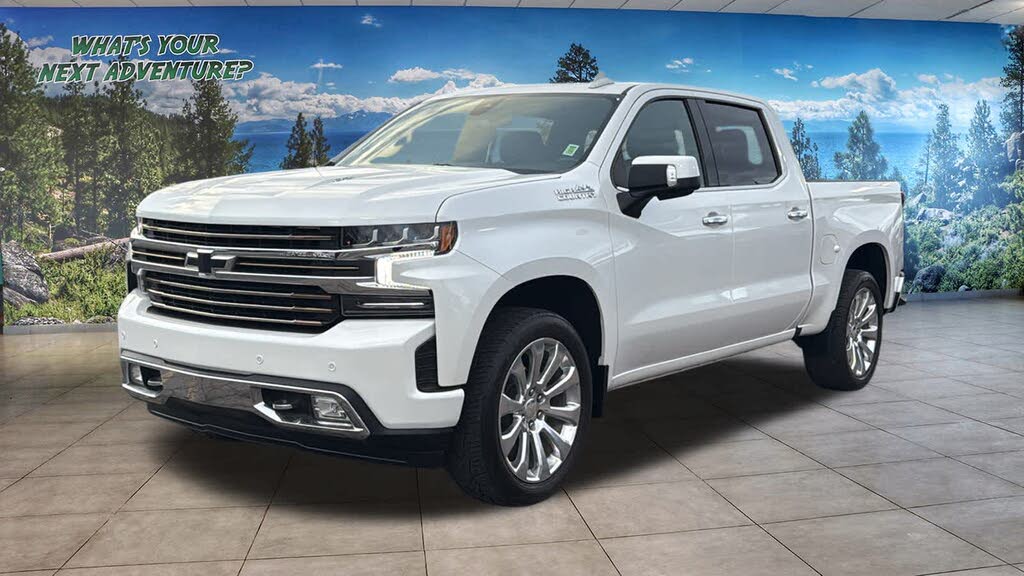 2022 Chevrolet Silverado 1500 High Country Crew Cab 4WD