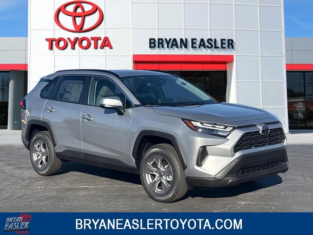 2025 Toyota RAV4 Hybrid XLE AWD