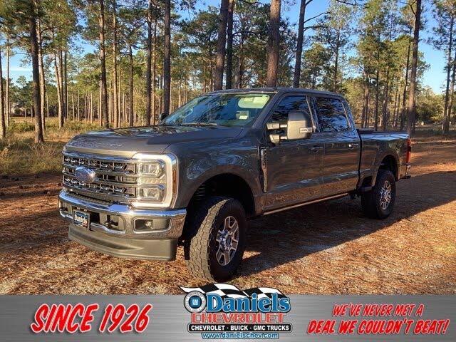 2024 Ford F-250 Super Duty Lariat Crew Cab 4WD