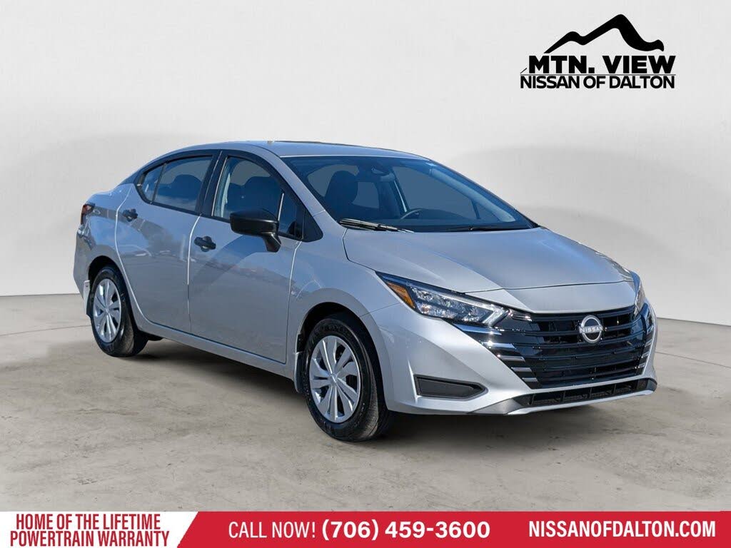 2025 Nissan Versa S FWD