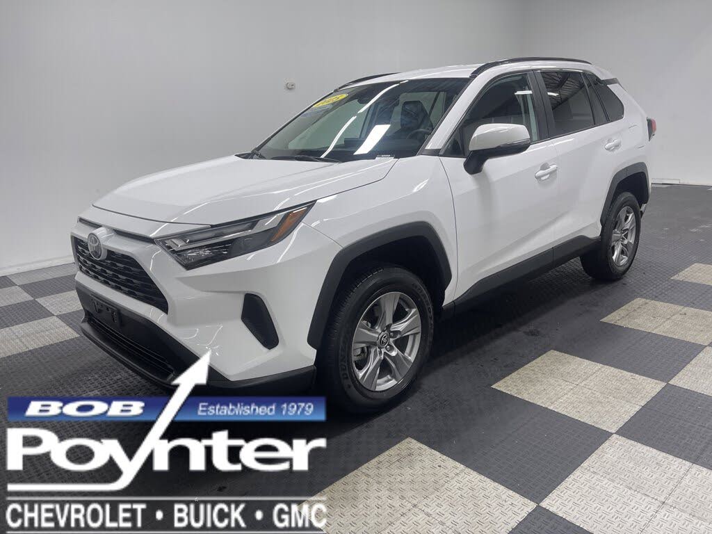 2025 Toyota RAV4 XLE FWD