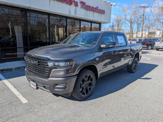 2026 RAM 1500 Laramie Crew Cab 4WD