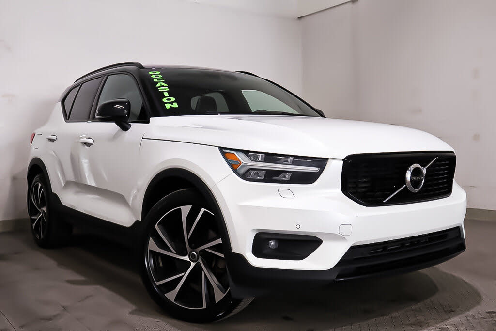 2022 Volvo XC40 T5 R-Design AWD