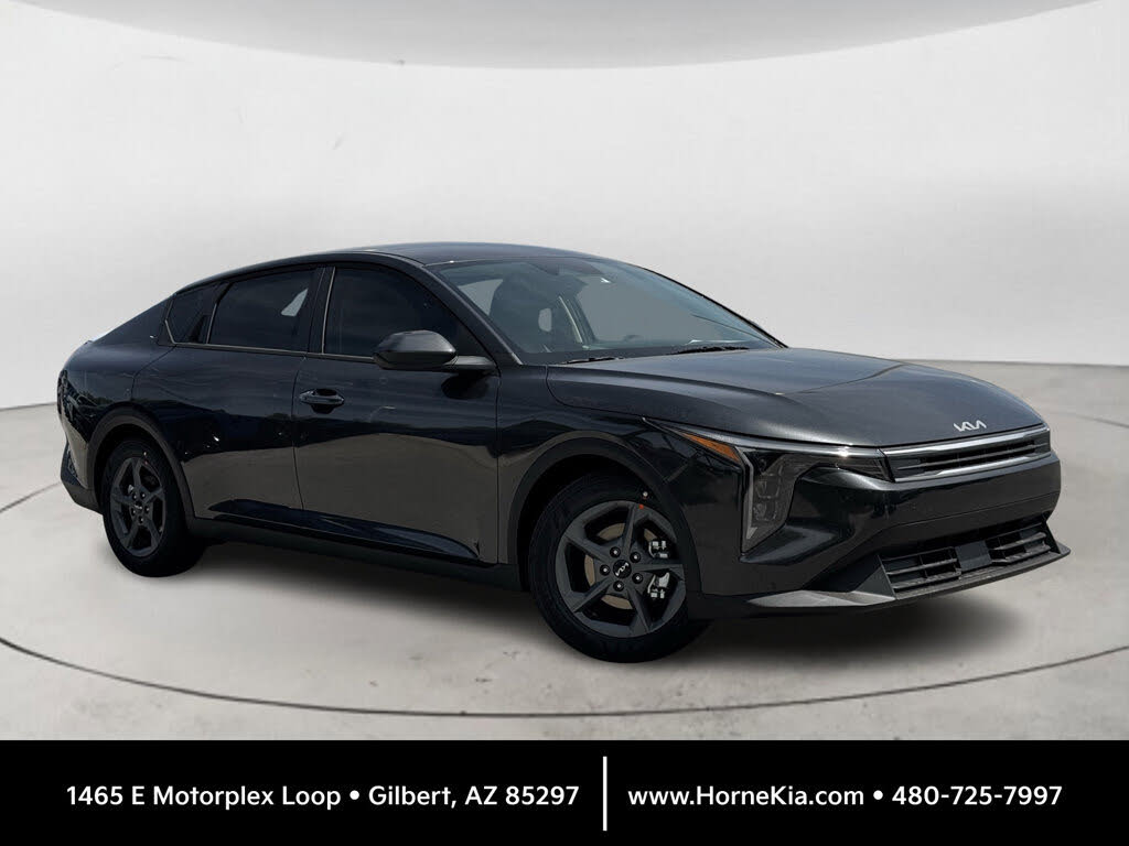 2025 Kia K4 LXS FWD