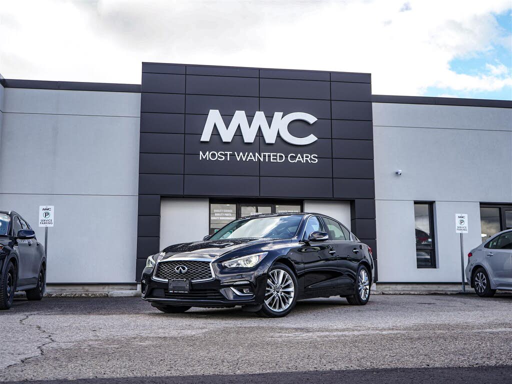 INFINITI Q50 3.0t Luxe AWD 2021
