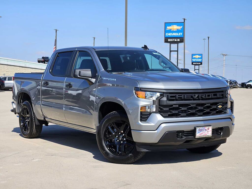 2026 Chevrolet Silverado 1500 Custom Crew Cab RWD