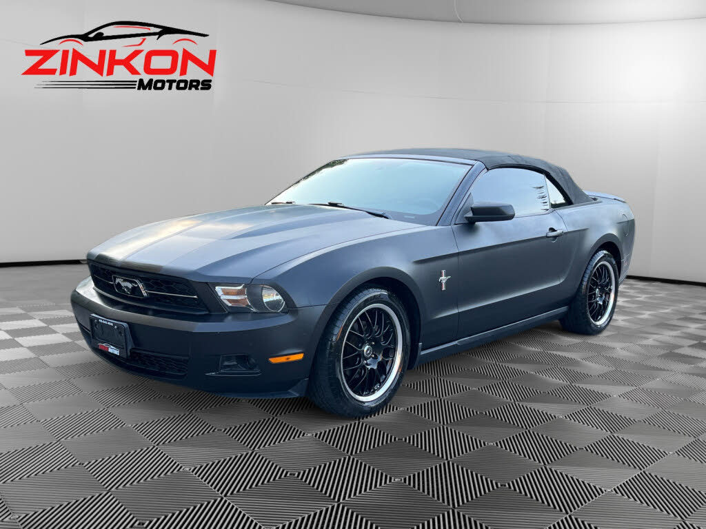 2010 Ford Mustang V6 Convertible RWD