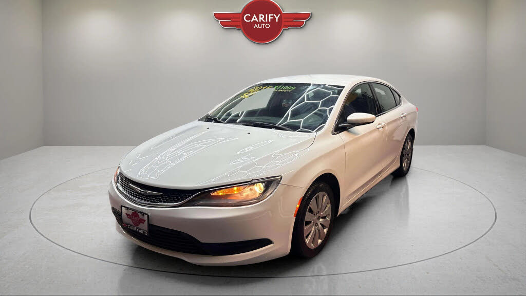 2015 Chrysler 200 LX Sedan FWD