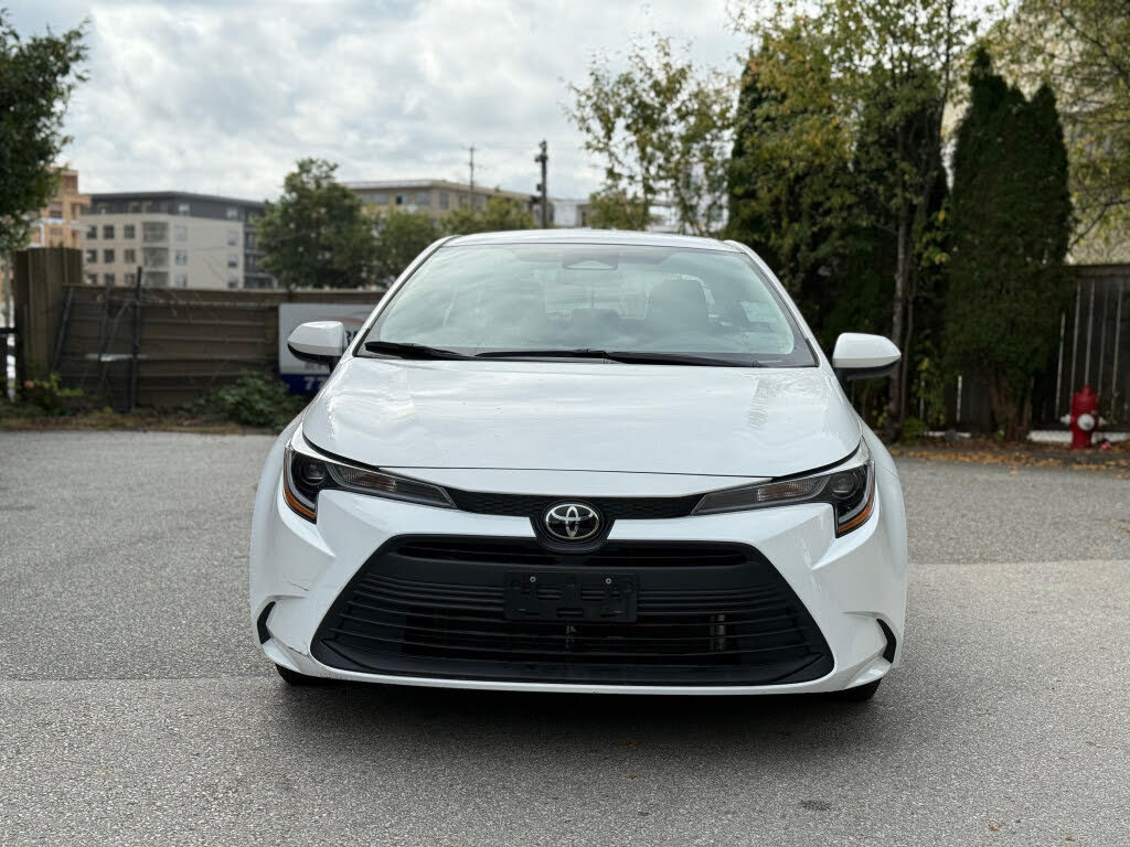 2023 Toyota Corolla LE FWD