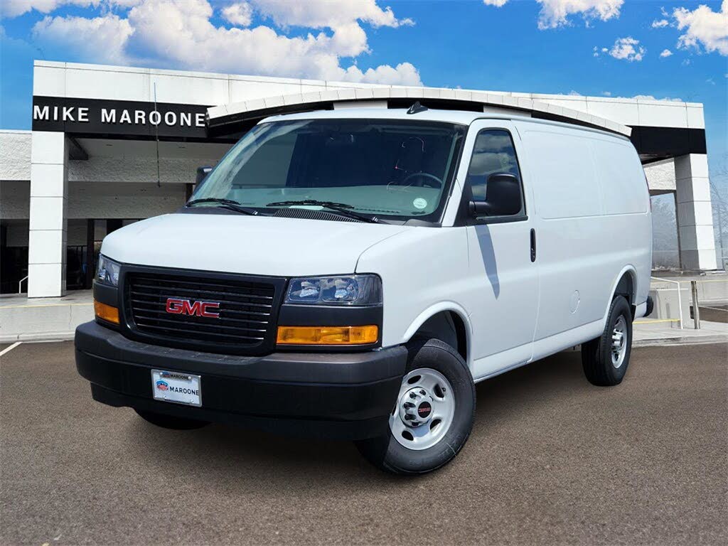 2025 GMC Savana Cargo 2500 RWD