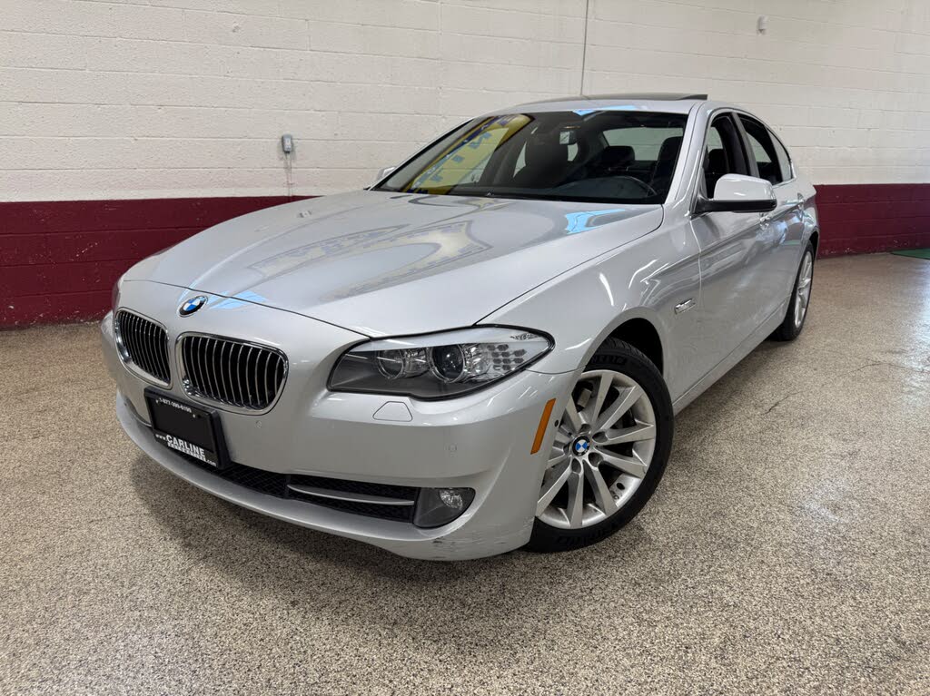 2013 BMW 5 Series 528i xDrive Sedan AWD