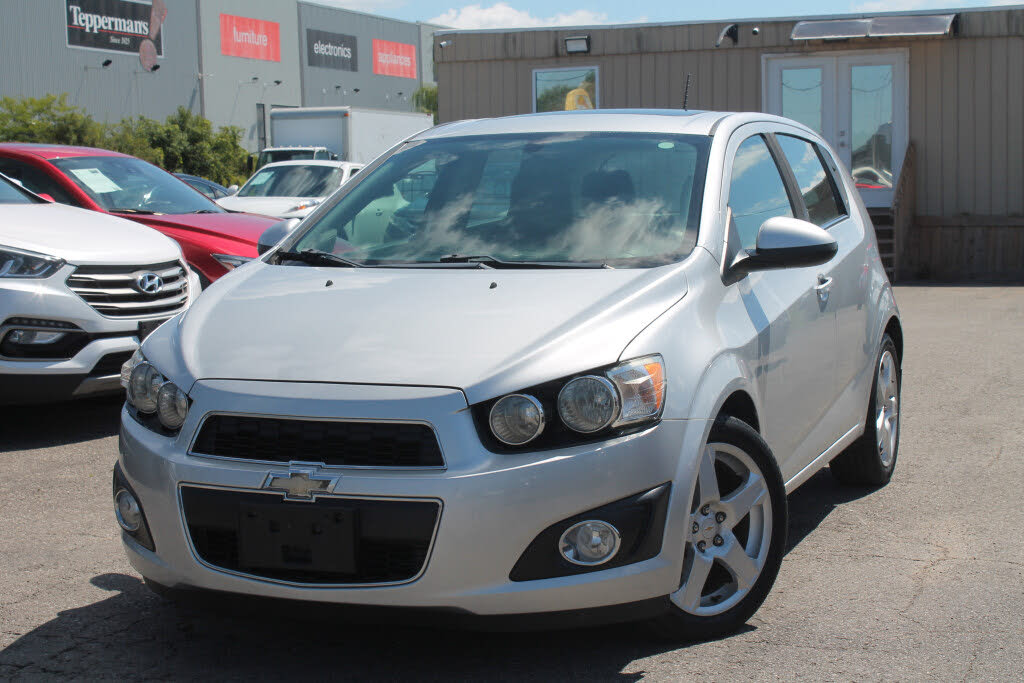 2015 Chevrolet Sonic LT Hatchback FWD
