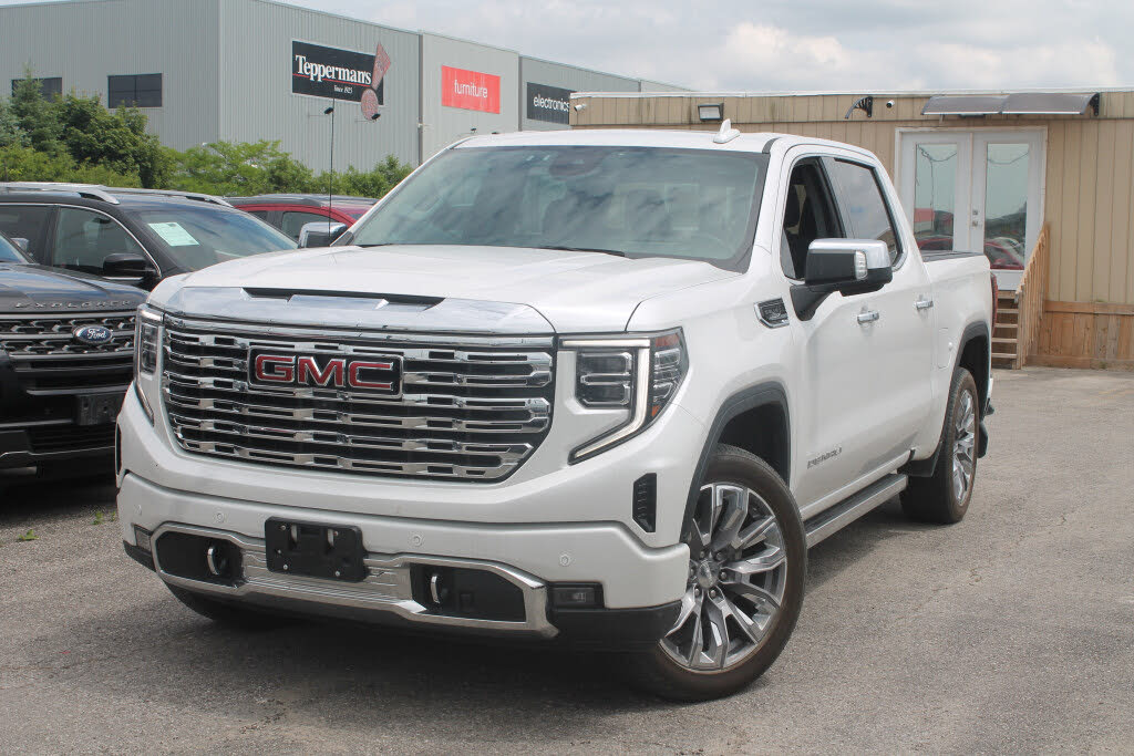 2023 GMC Sierra 1500 Denali Crew Cab 4WD