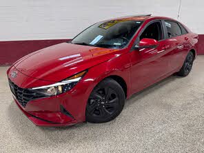 Hyundai Elantra Preferred FWD with Tech Package