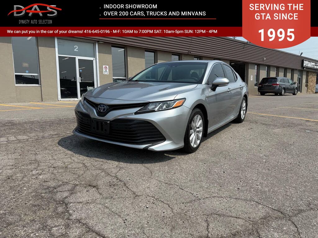 2018 Toyota Camry Hybrid LE FWD