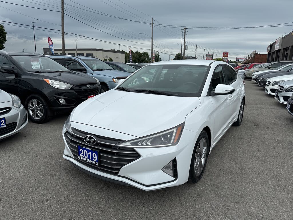 2019 Hyundai Elantra Preferred FWD