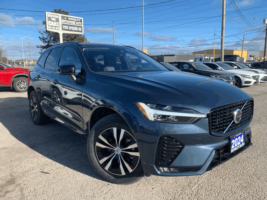 2024 Volvo XC60 B5 Core Dark Theme AWD