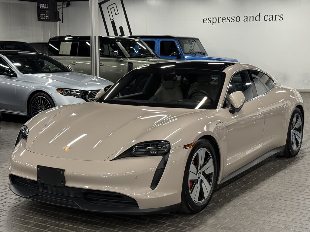 2022 Porsche Taycan 4S Sedan AWD