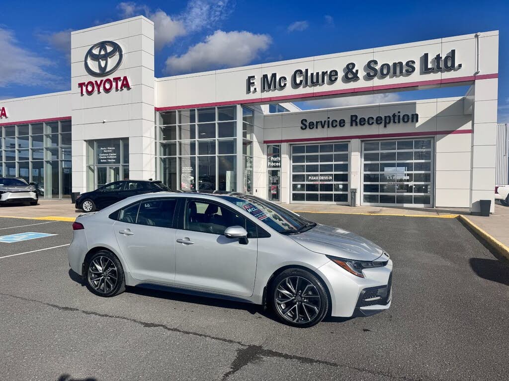 2022 Toyota Corolla SE FWD