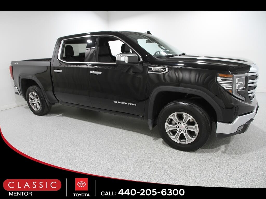2024 GMC Sierra 1500 SLT Crew Cab 4WD