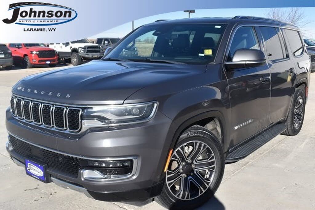 2022 Jeep Wagoneer Series III 4WD