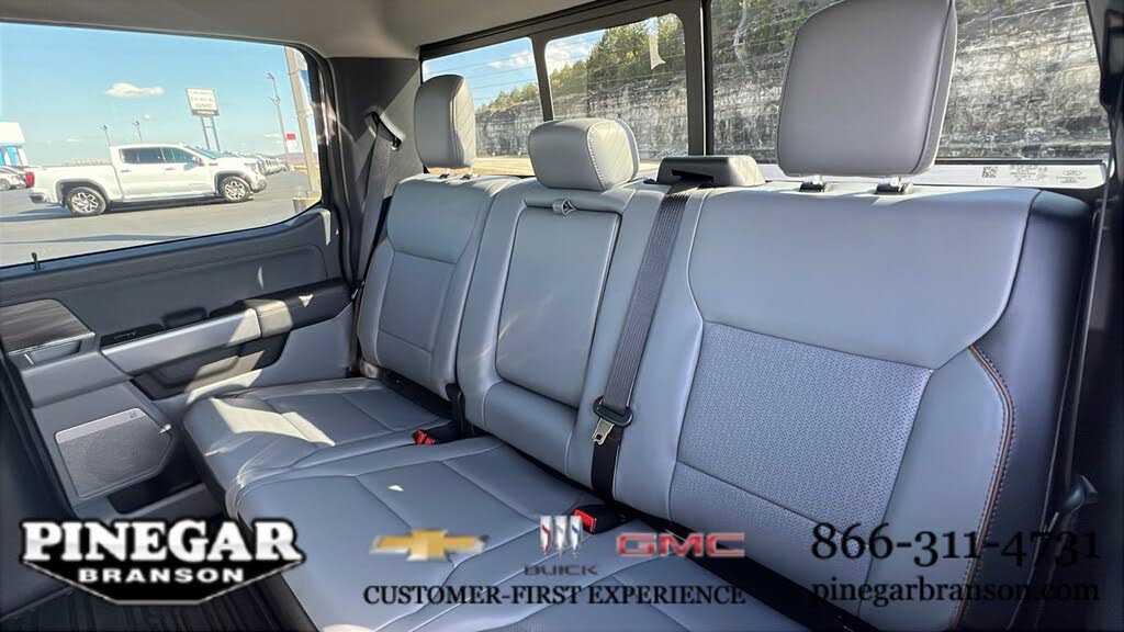 2025 Ford F-150 Lariat SuperCrew 4WD