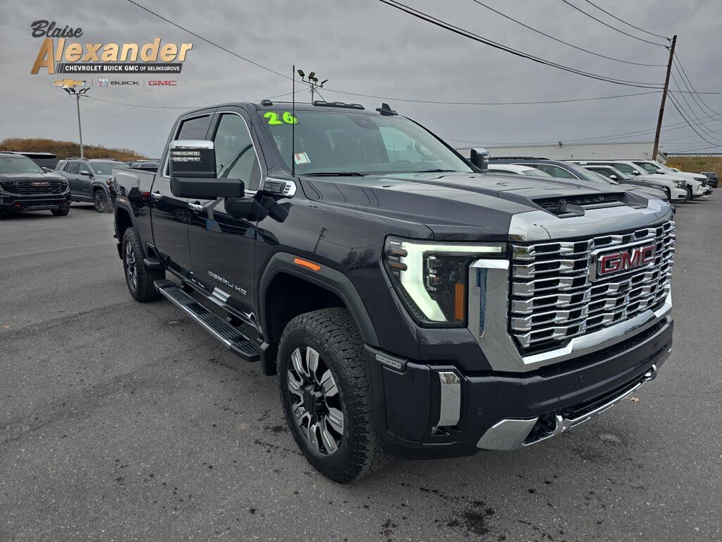 2026 GMC Sierra 2500HD Denali Crew Cab 4WD