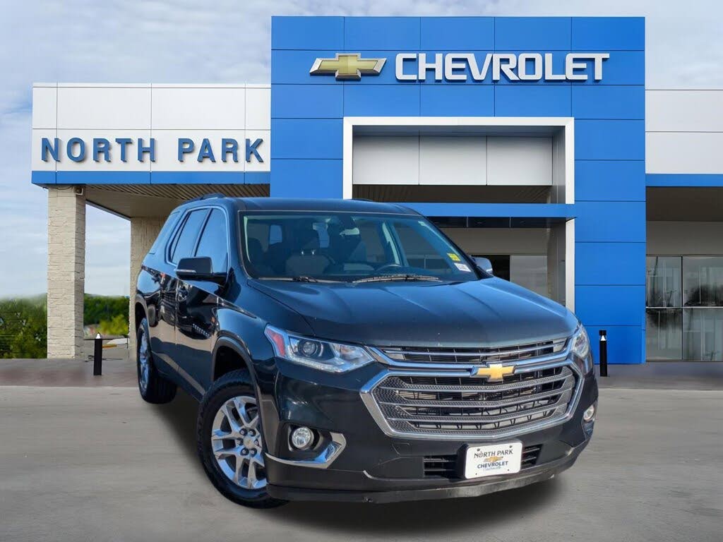 2020 Chevrolet Traverse LT Cloth FWD