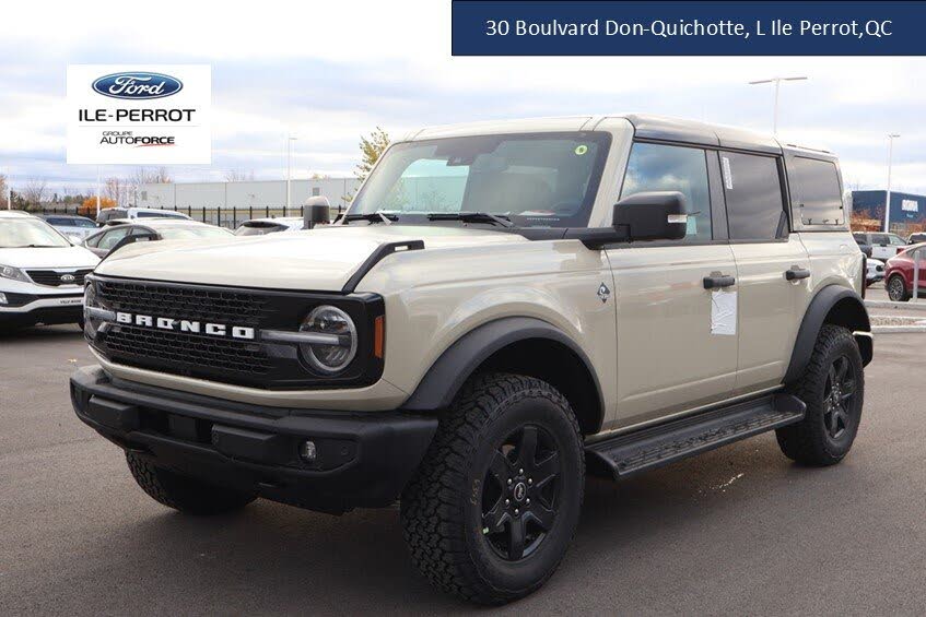 2025 Ford Bronco Outer Banks 4-Door 4WD