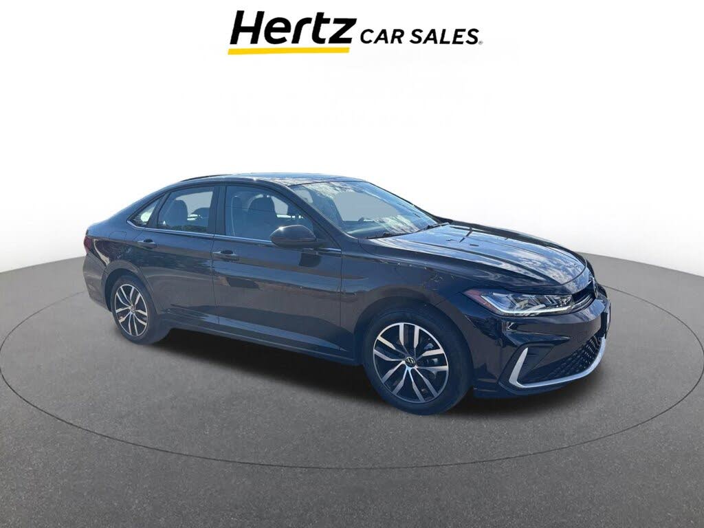 2025 Volkswagen Jetta SE FWD