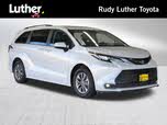 Toyota Sienna XLE 7-Passenger FWD