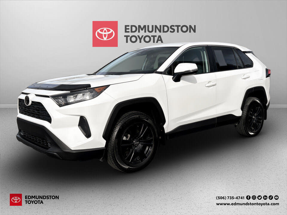 2022 Toyota RAV4 LE AWD