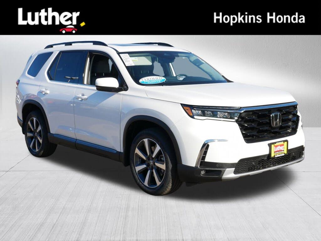 2023 Honda Pilot Touring AWD