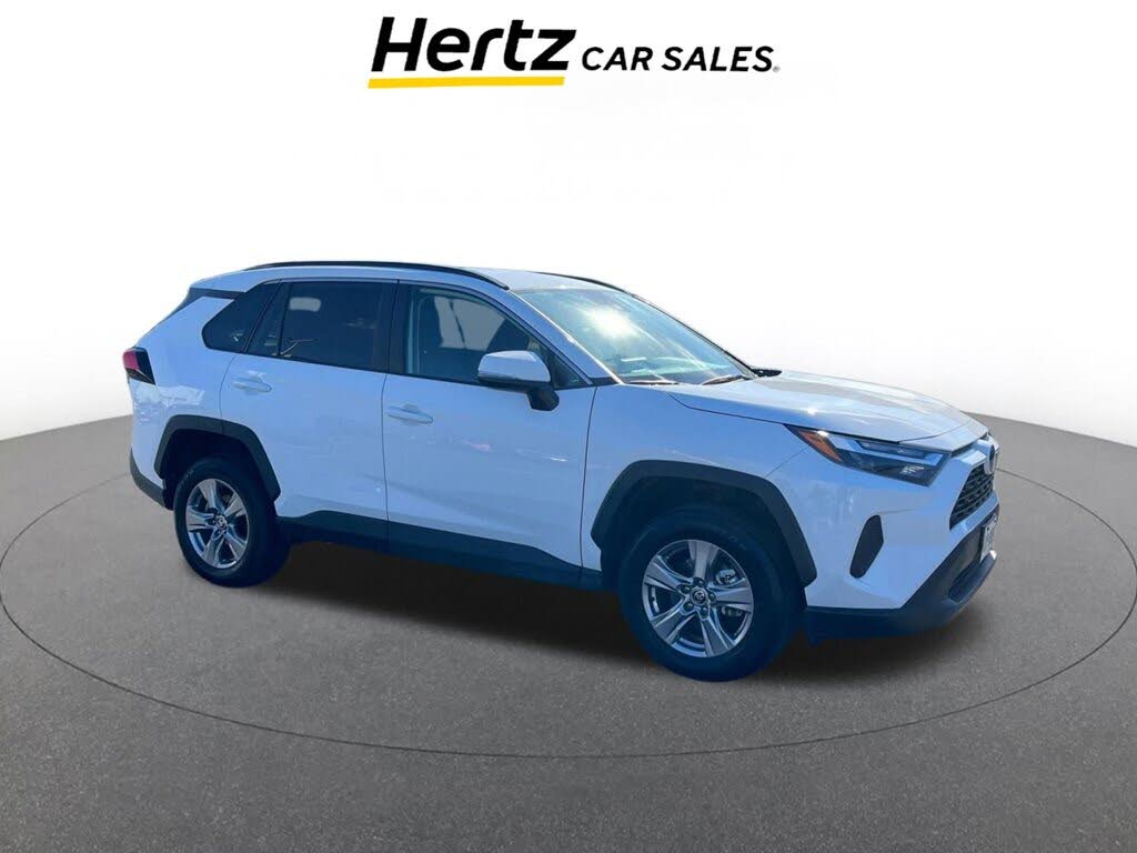 2025 Toyota RAV4 XLE FWD